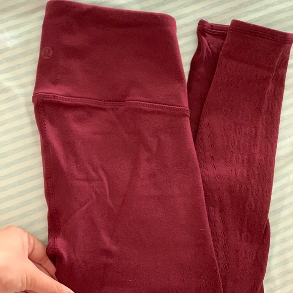 Lululemon Reveal Tight Mindful Motion 28" - Picture 5 of 12